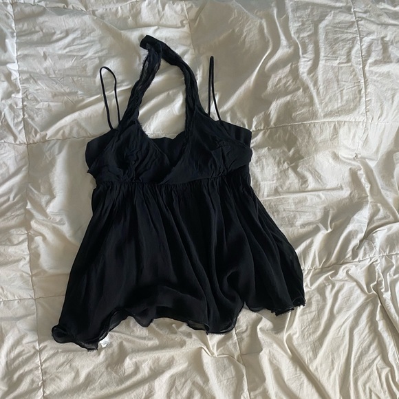 Black tank top! - Picture 2 of 7